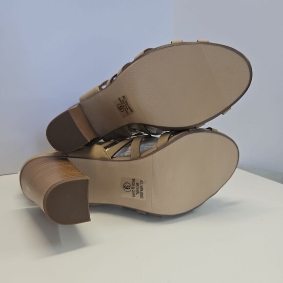 Women Size 9 Dressy Open Toe Ankle Strap Heeled Sandals Color Sand Laser Cut - Picture 8 of 8